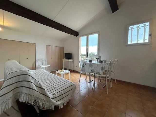 Sm330-241 Maxime 2 Pièces 4 Couchages